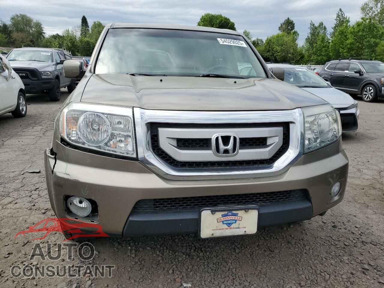 HONDA PILOT 2011 - 5FNYF4H58BB033647