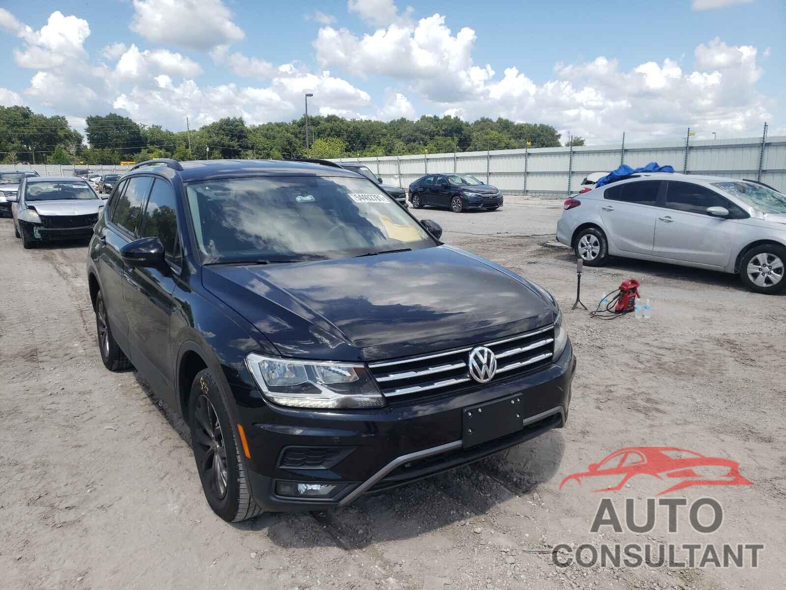 VOLKSWAGEN TIGUAN 2018 - 3VV1B7AX8JM023741