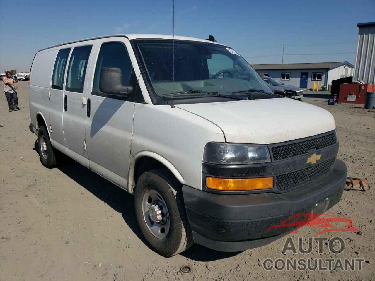 CHEVROLET EXPRESS 2021 - 1GCWGAFP1M1154796