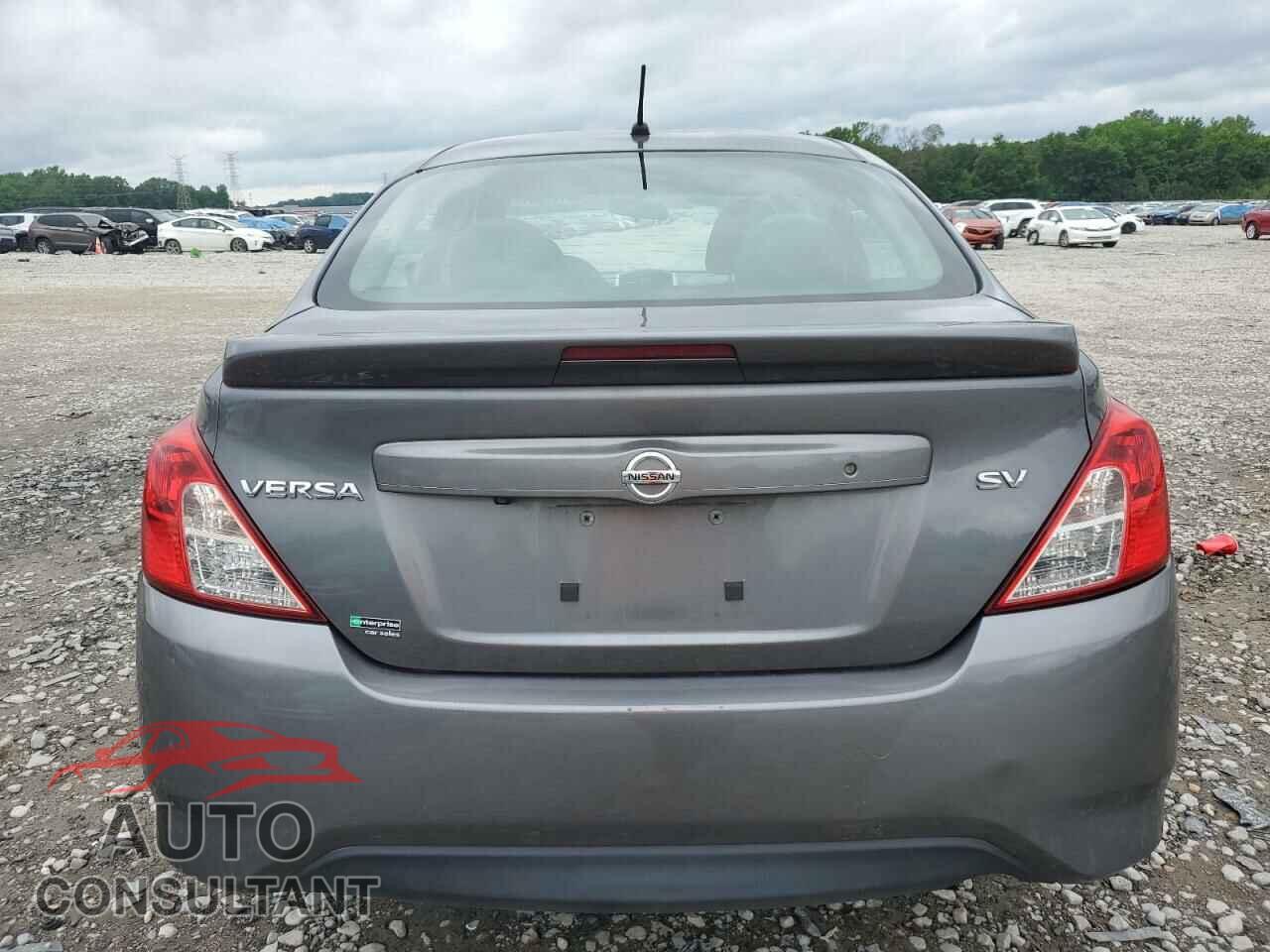 NISSAN VERSA 2019 - 3N1CN7AP3KL815515