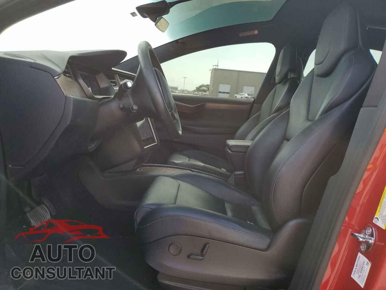 TESLA MODEL X 2018 - 5YJXCBE29JF120376