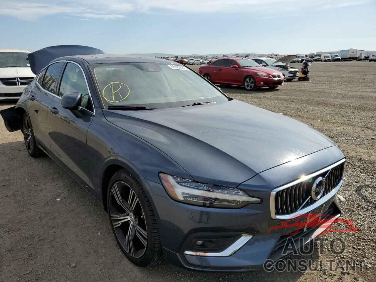 VOLVO S60 2019 - 7JR102FL9KG004867