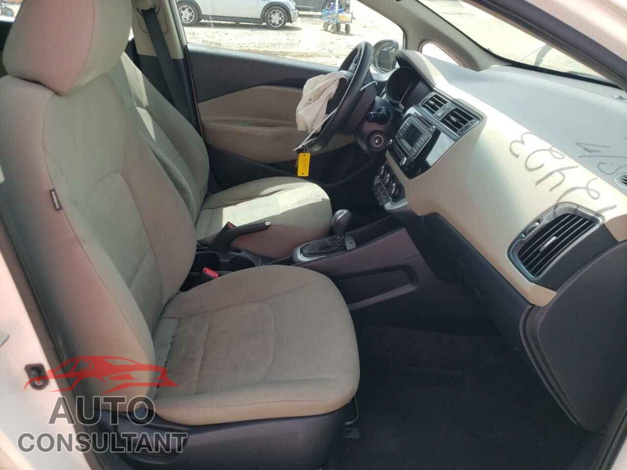 KIA RIO 2017 - KNADM5A3XH6007457