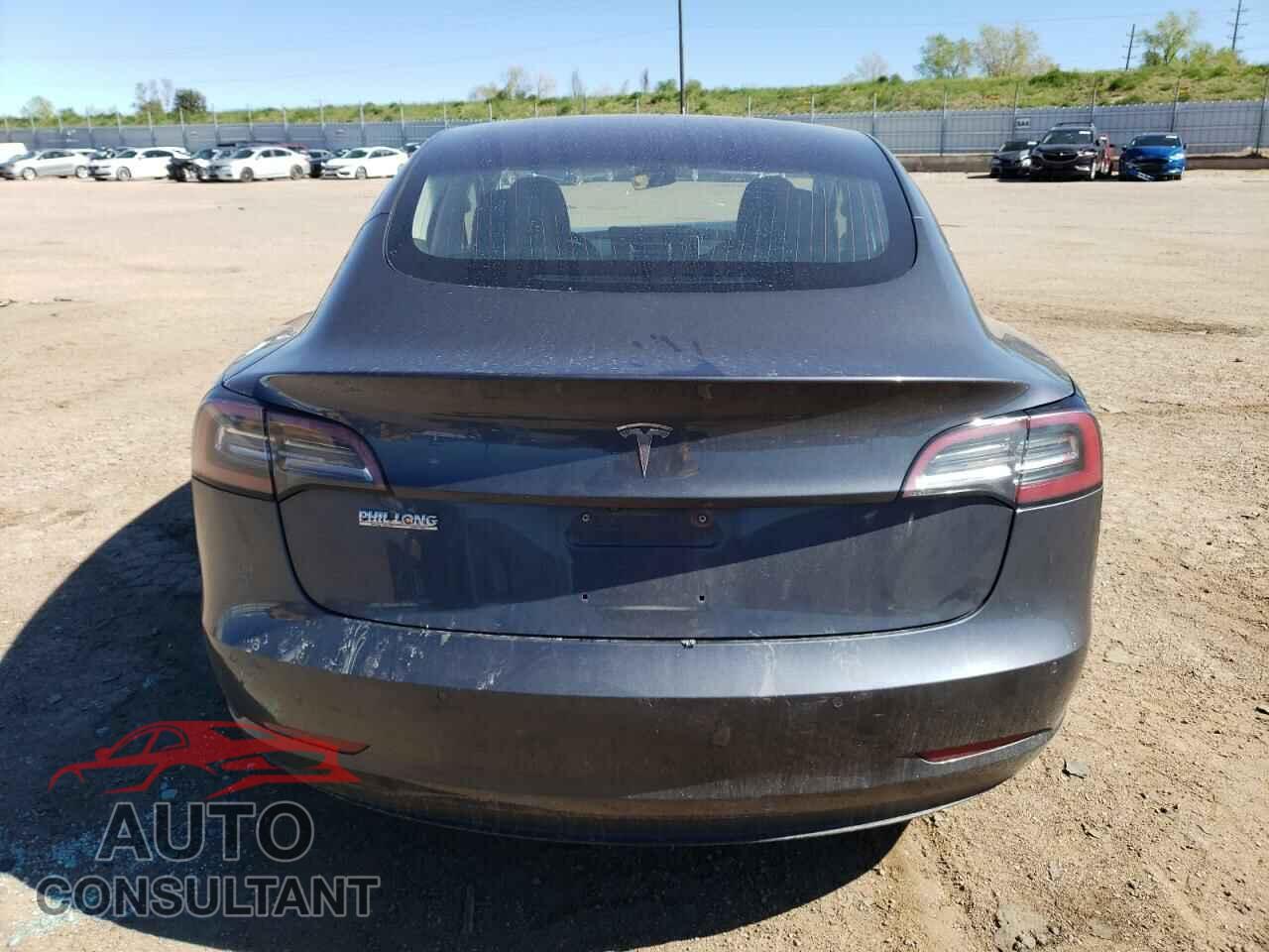 TESLA MODEL 3 2018 - 5YJ3E1EA9JF044541