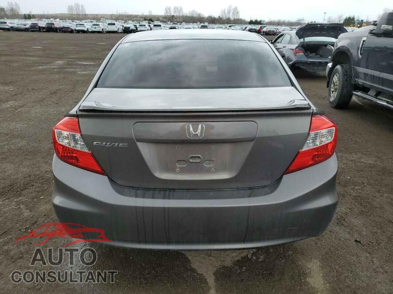 HONDA CIVIC 2012 - 2HGFB2F40CH011981