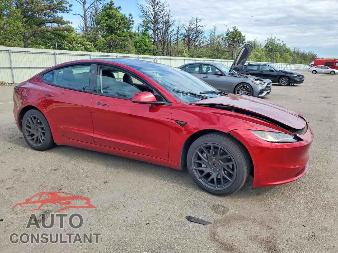 TESLA MODEL 3 2024 - 5YJ3E1EB6RF724739