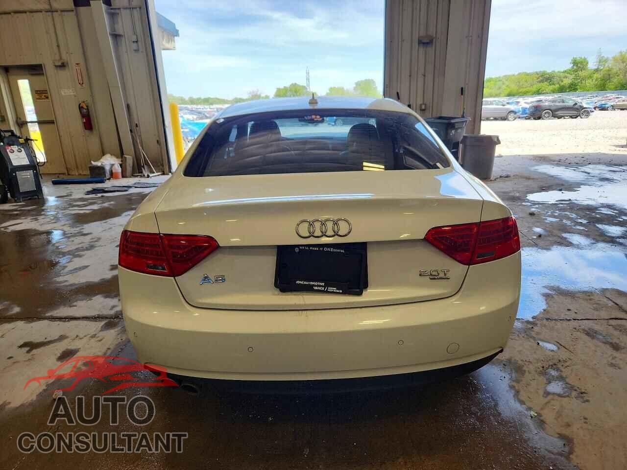 AUDI A5 2013 - WAULFAFR3DA054042