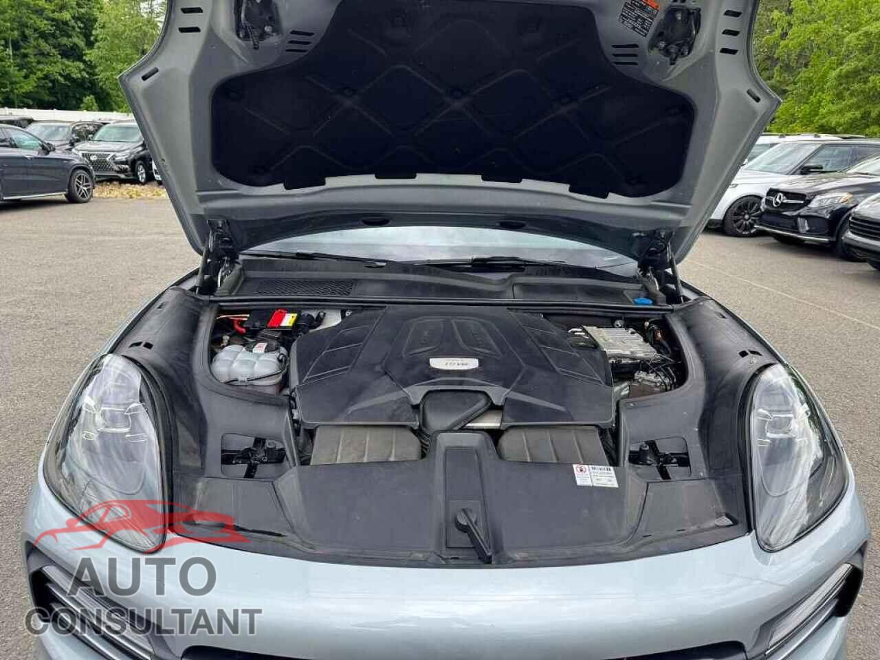 PORSCHE CAYENNE 2020 - WP1AA2AY3LDA03214