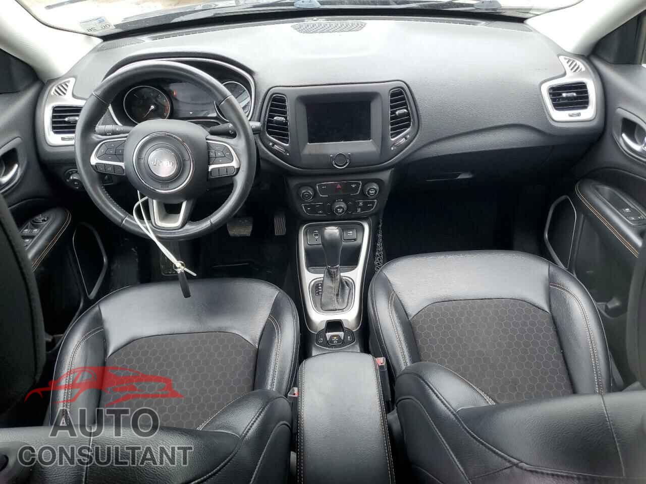 JEEP COMPASS 2017 - 3C4NJCBB3HT611495
