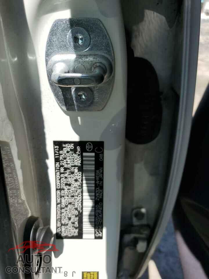 TOYOTA PRIUS 2014 - JTDKN3DU7E1754300