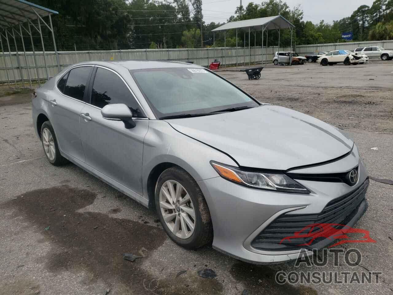 TOYOTA CAMRY 2021 - 4T1R11AK0MU473840