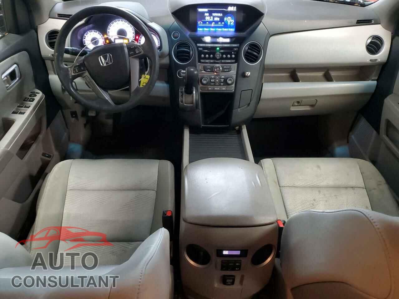 HONDA PILOT 2013 - 5FNYF4H20DB011828