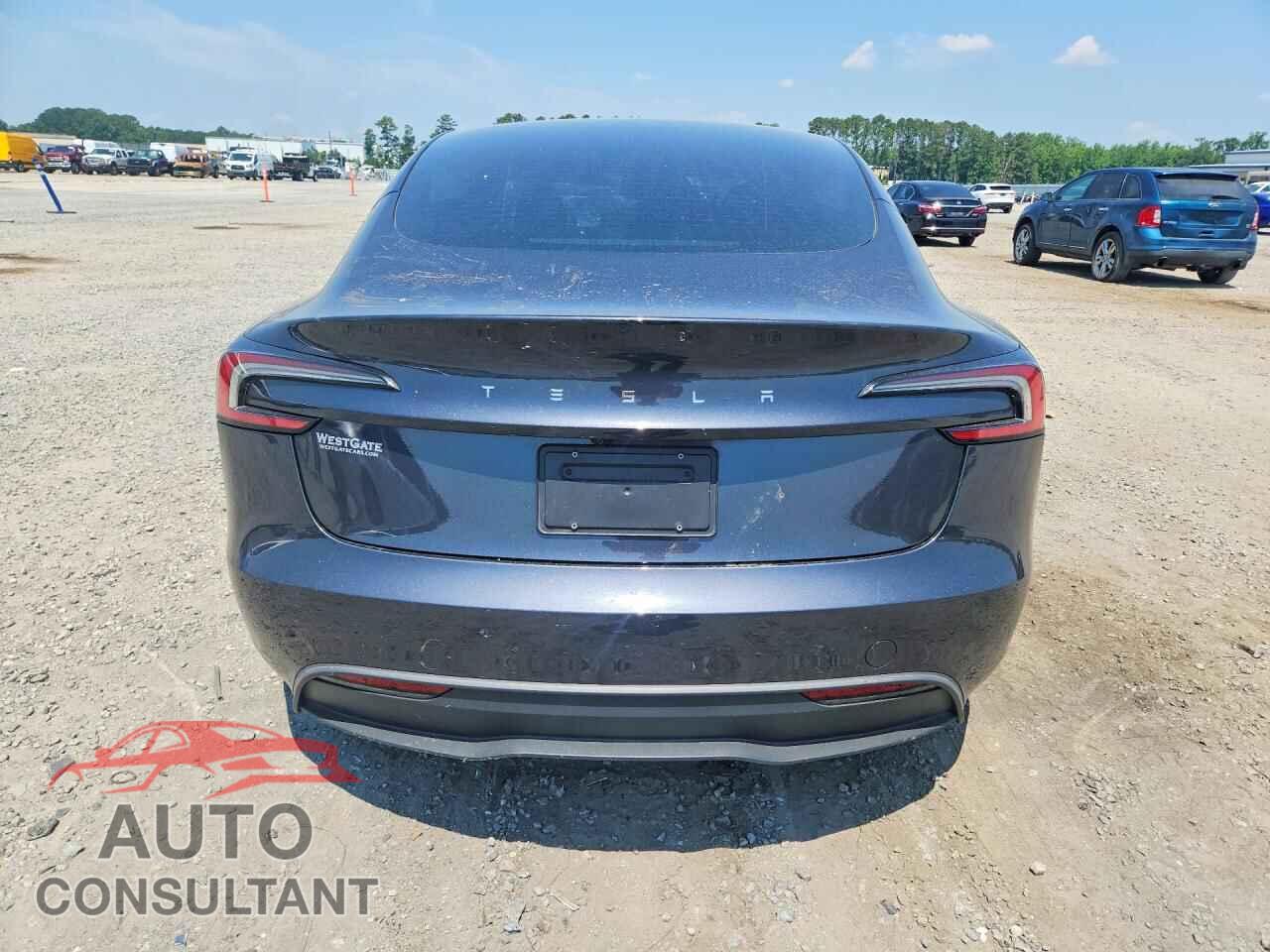 TESLA MODEL 3 2024 - 5YJ3E1EA4RF749422