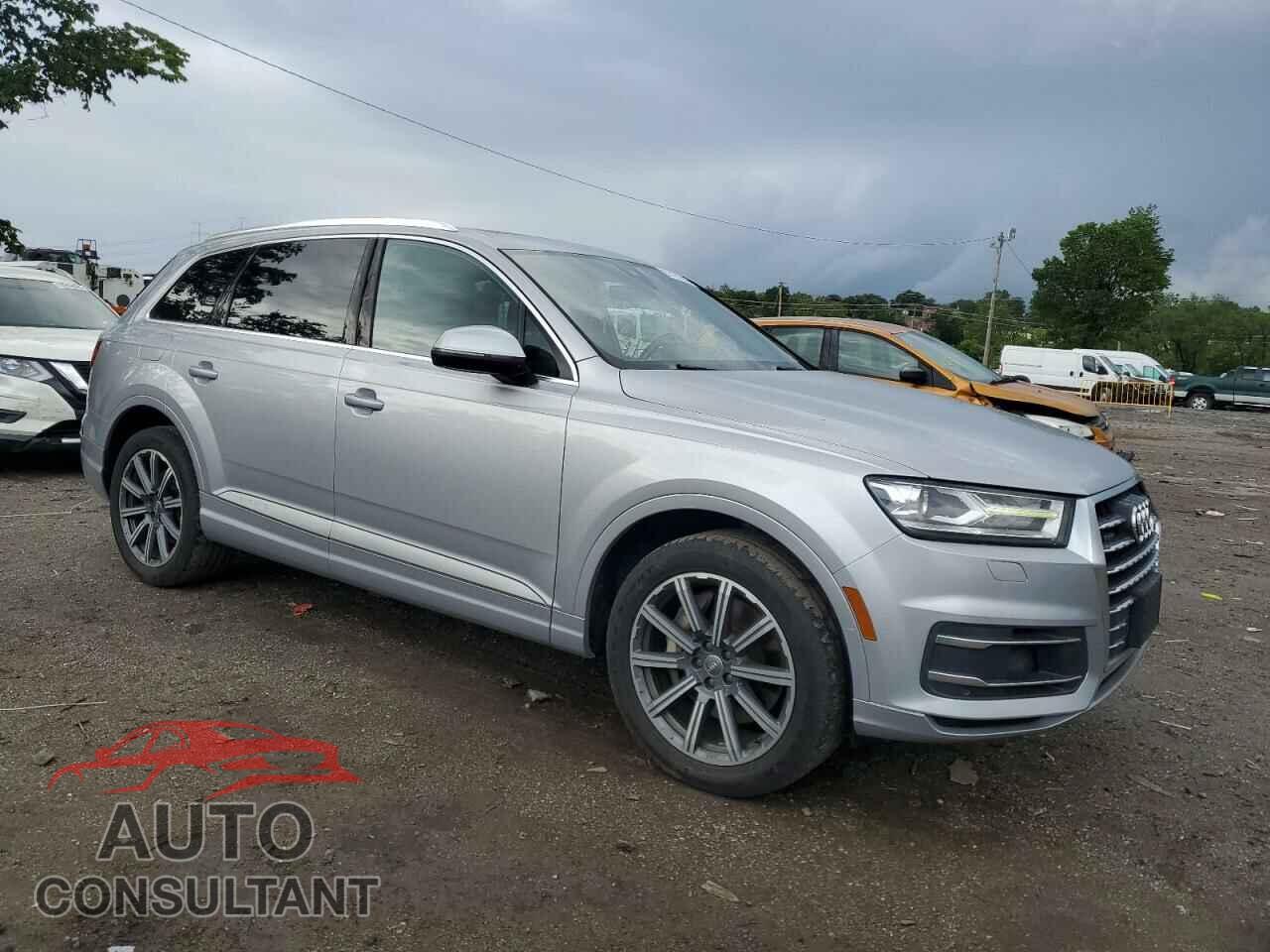 AUDI Q7 2017 - WA1LAAF70HD007145