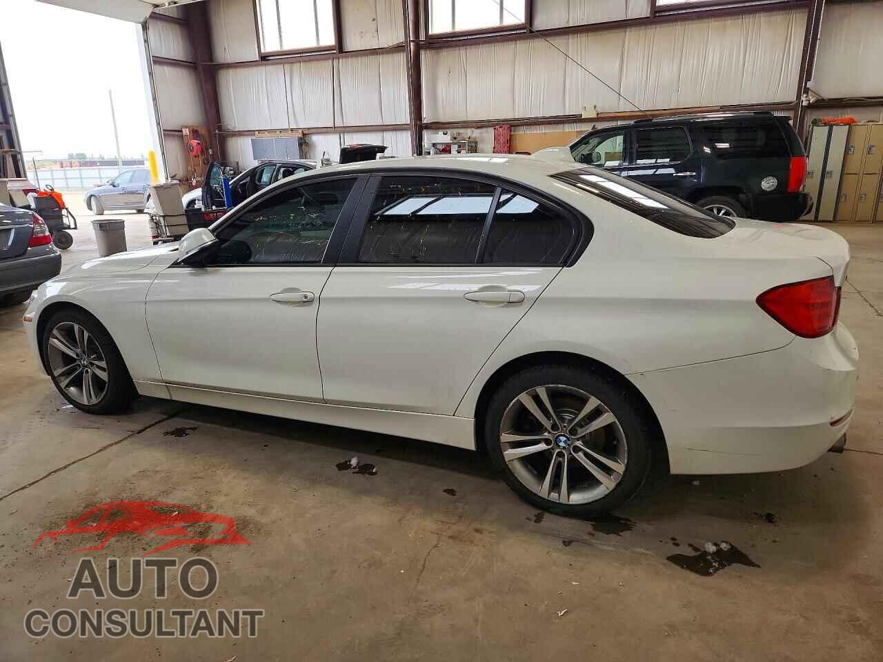 BMW 3 SERIES 2013 - WBA3B3C56DF537343