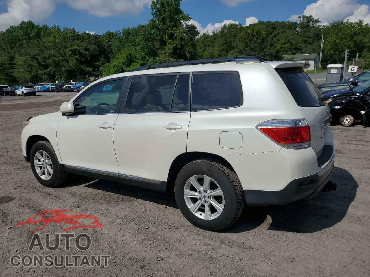 TOYOTA HIGHLANDER 2013 - 5TDBK3EH2DS267341