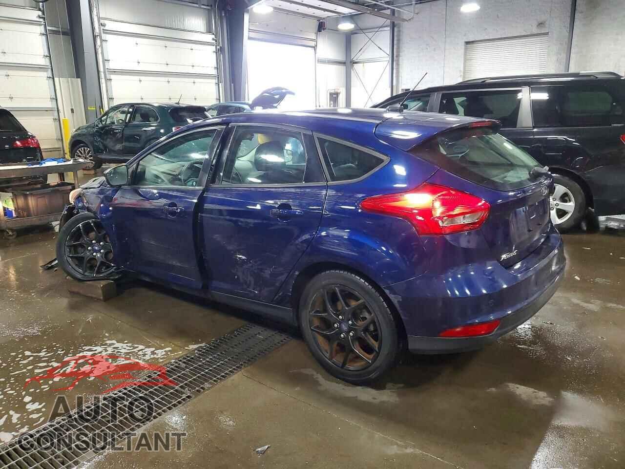 FORD FOCUS 2016 - 1FADP3K23GL212645