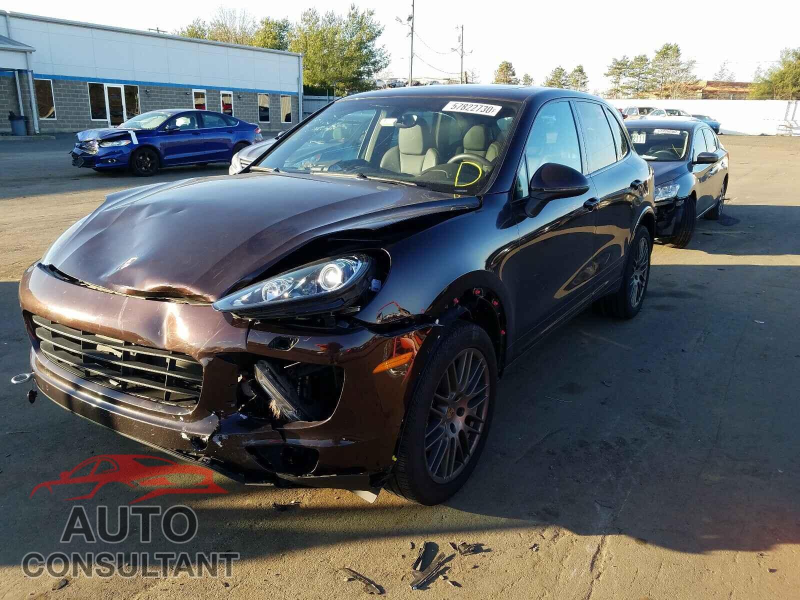 PORSCHE CAYENNE 2017 - WP1AA2A28HKA90767