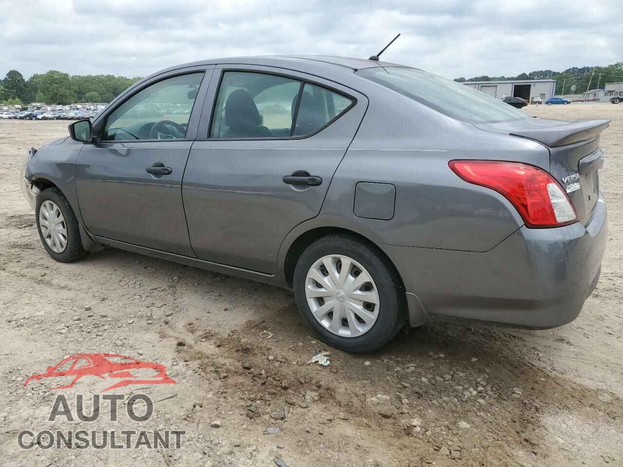 NISSAN VERSA 2018 - 3N1CN7AP1JL813695