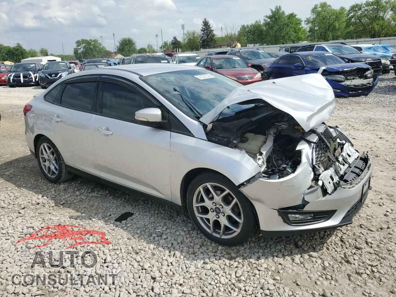 FORD FOCUS 2015 - 1FADP3F28FL339996