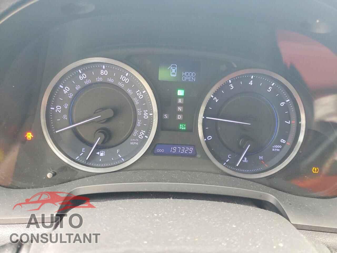 LEXUS IS 2011 - JTHCF5C25B5048197