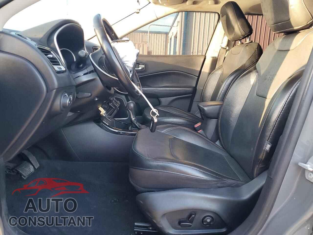 JEEP COMPASS 2020 - 3C4NJCCB6LT187320