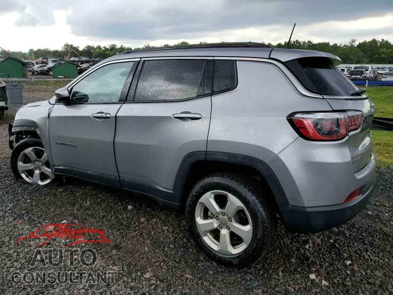 JEEP COMPASS 2018 - 3C4NJDBB4JT321102