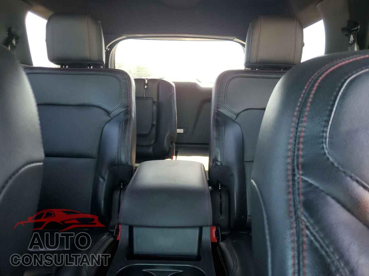 FORD EXPLORER 2018 - 1FM5K8GT1JGB36527