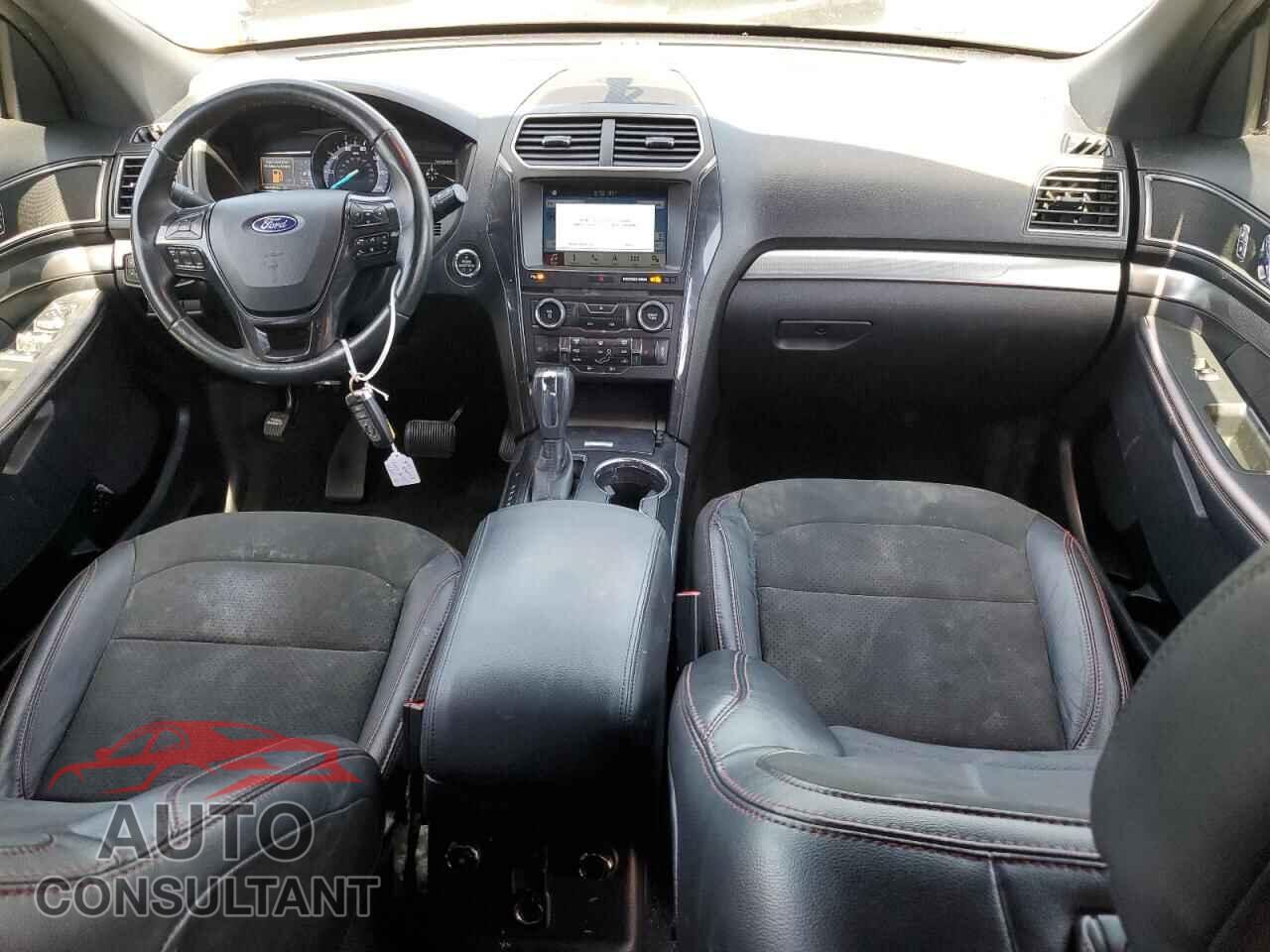 FORD EXPLORER 2018 - 1FM5K8DH2JGB57242