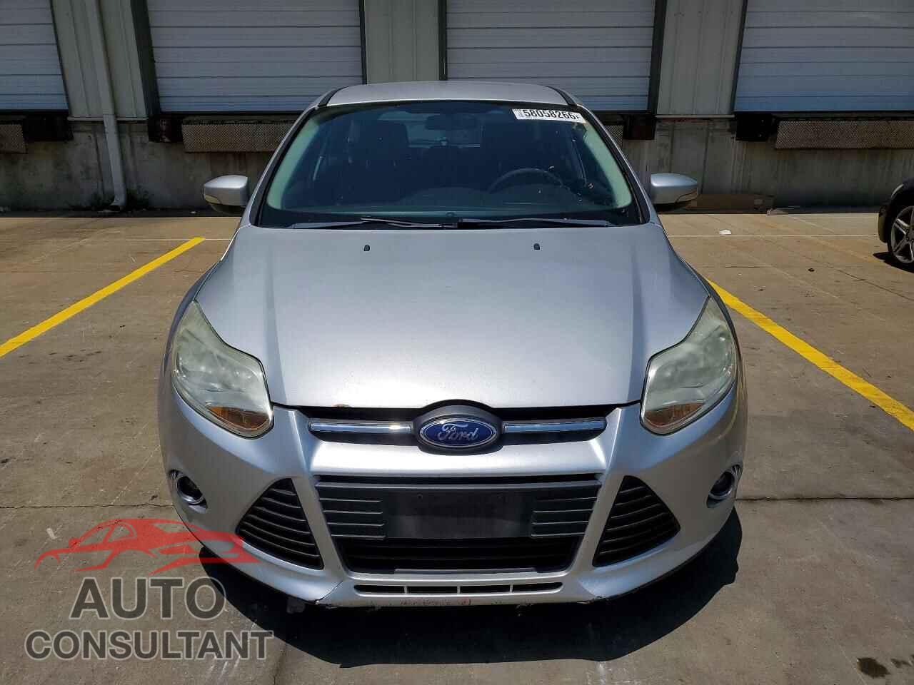 FORD FOCUS 2012 - 1FAHP3K28CL268432