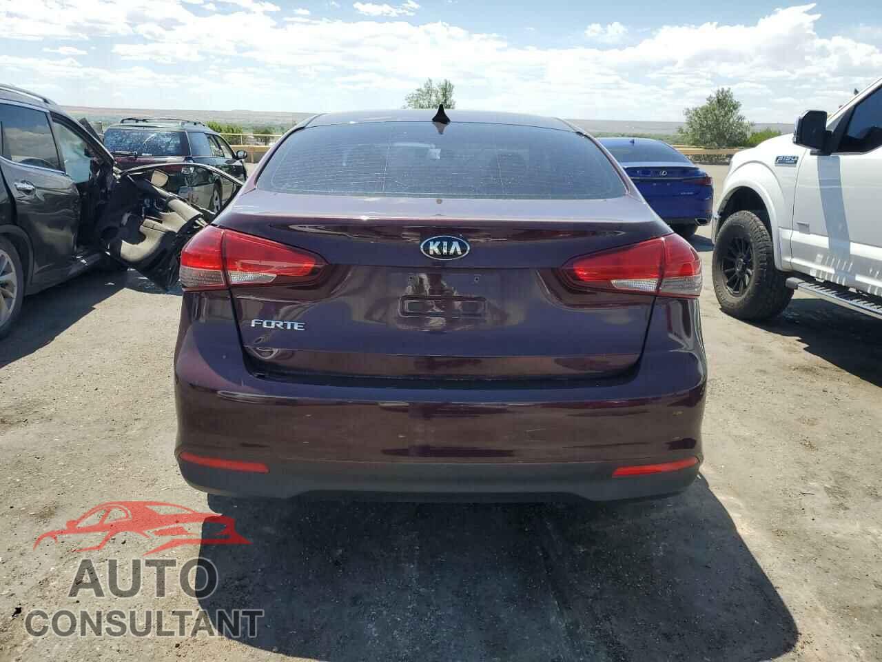 KIA FORTE 2017 - 3KPFK4A76HE118676