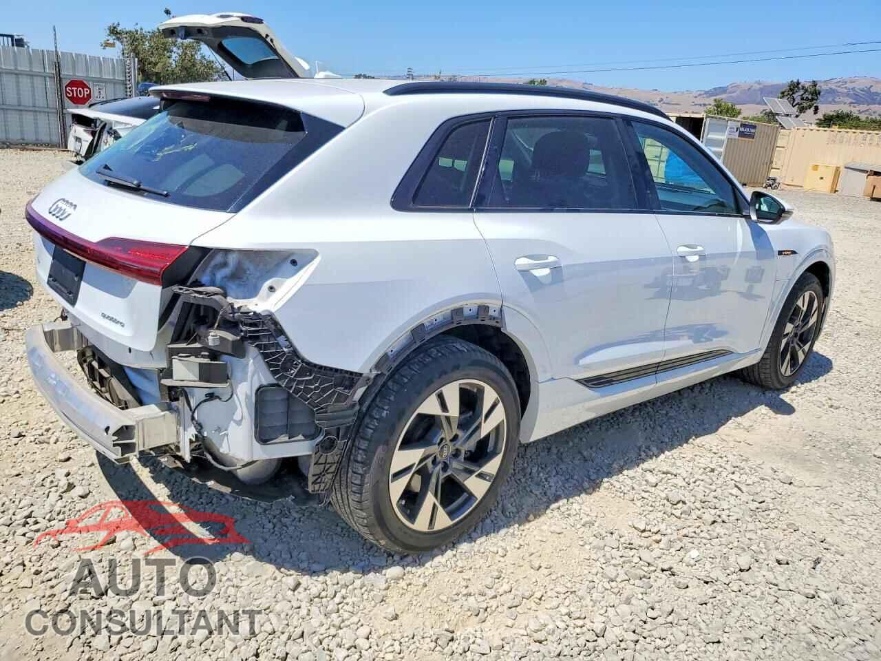AUDI E-TRON 2021 - WA1AAAGE4MB022841