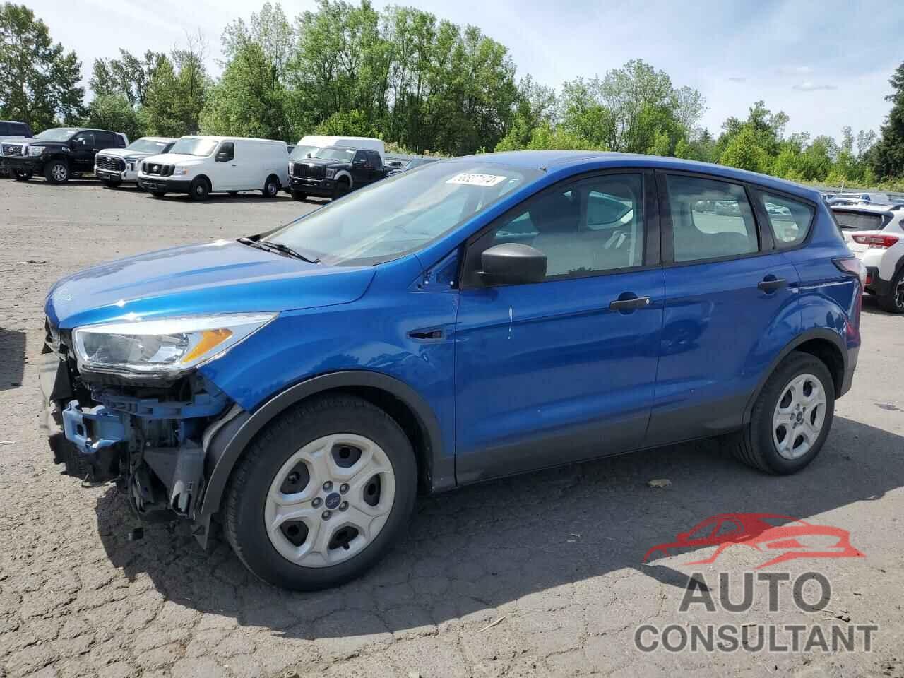 FORD ESCAPE 2017 - 1FMCU0F73HUC35143