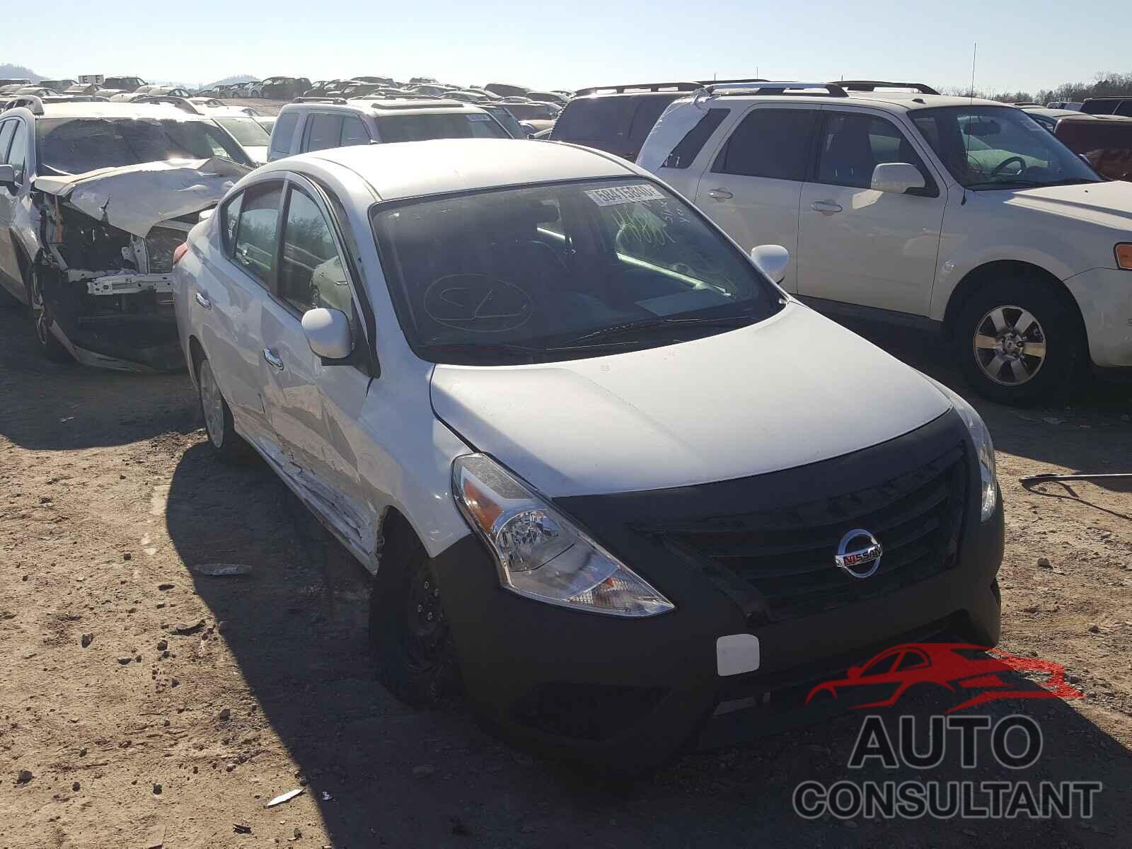 NISSAN VERSA 2018 - 3N1CN7AP3JL838825
