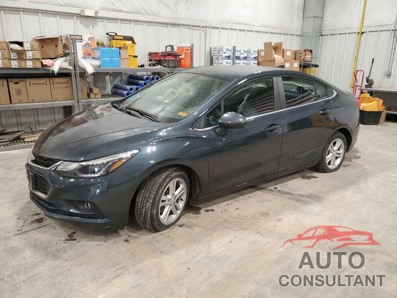 CHEVROLET CRUZE 2018 - 1G1BE5SM0J7226550