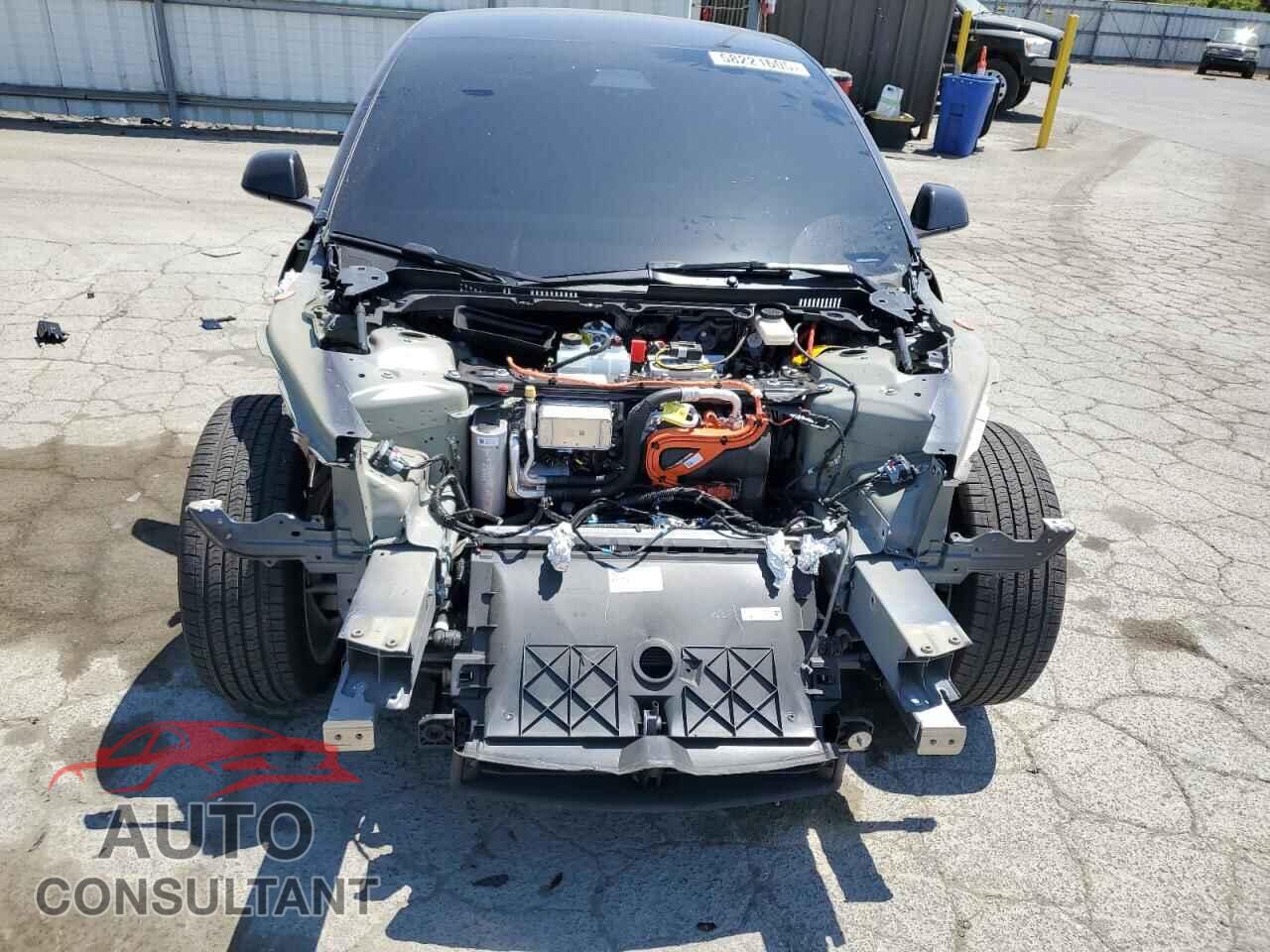 TESLA MODEL 3 2024 - 5YJ3E1EA2RF870501