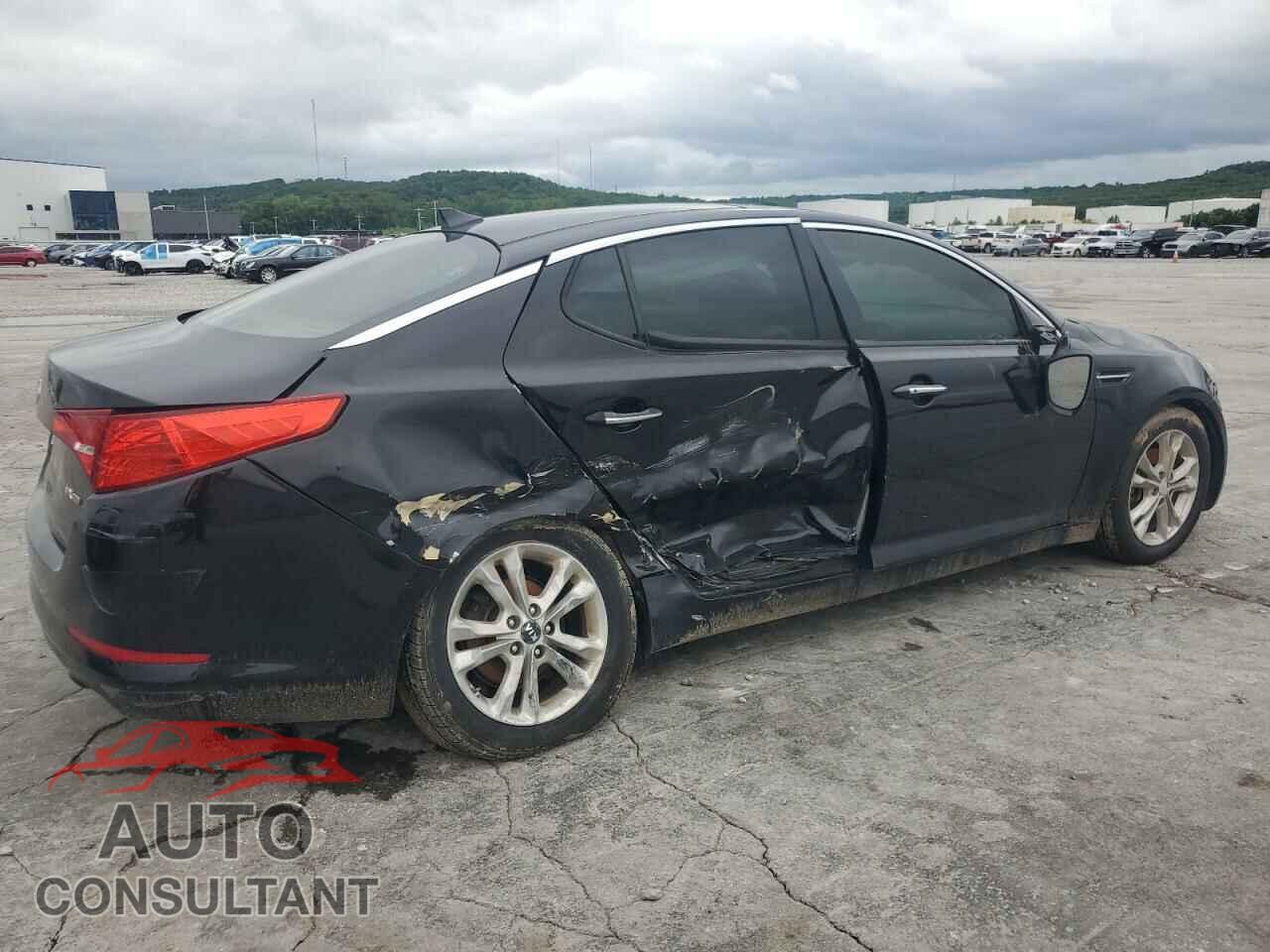 KIA OPTIMA 2011 - KNAGN4A76B5176749