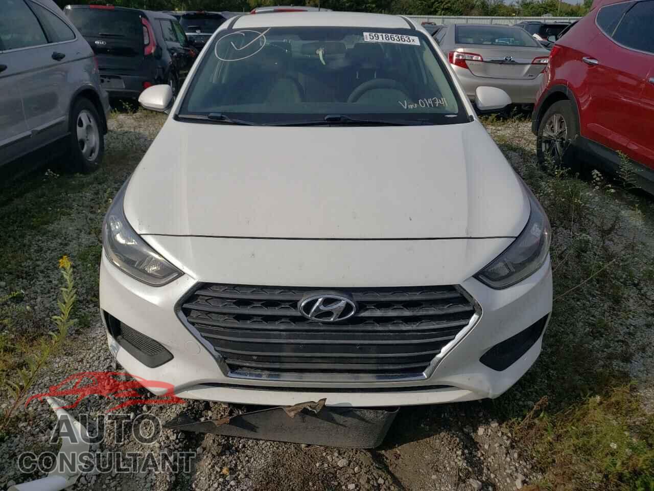 HYUNDAI ACCENT 2018 - 3KPC24A30JE014741