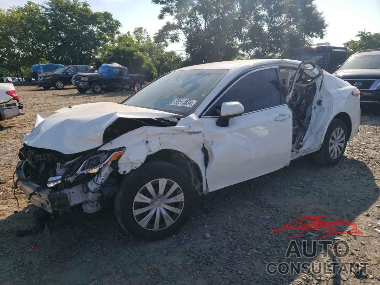 TOYOTA CAMRY 2018 - 4T1B31HK4JU504116