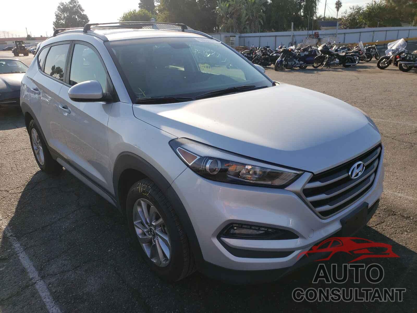 HYUNDAI TUCSON 2018 - KM8J33A43JU774876