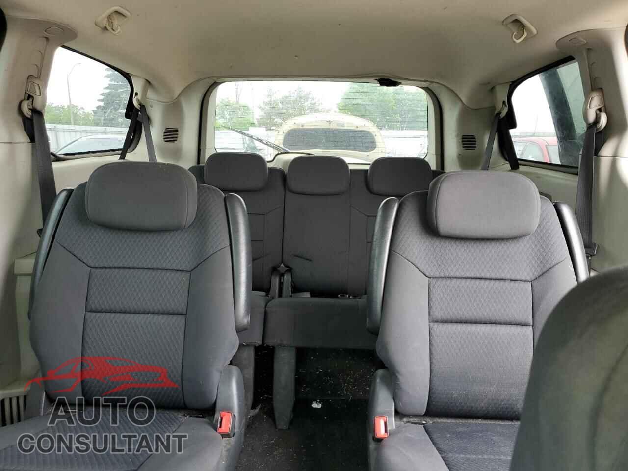 DODGE CARAVAN 2010 - 2D4RN4DE4AR114132