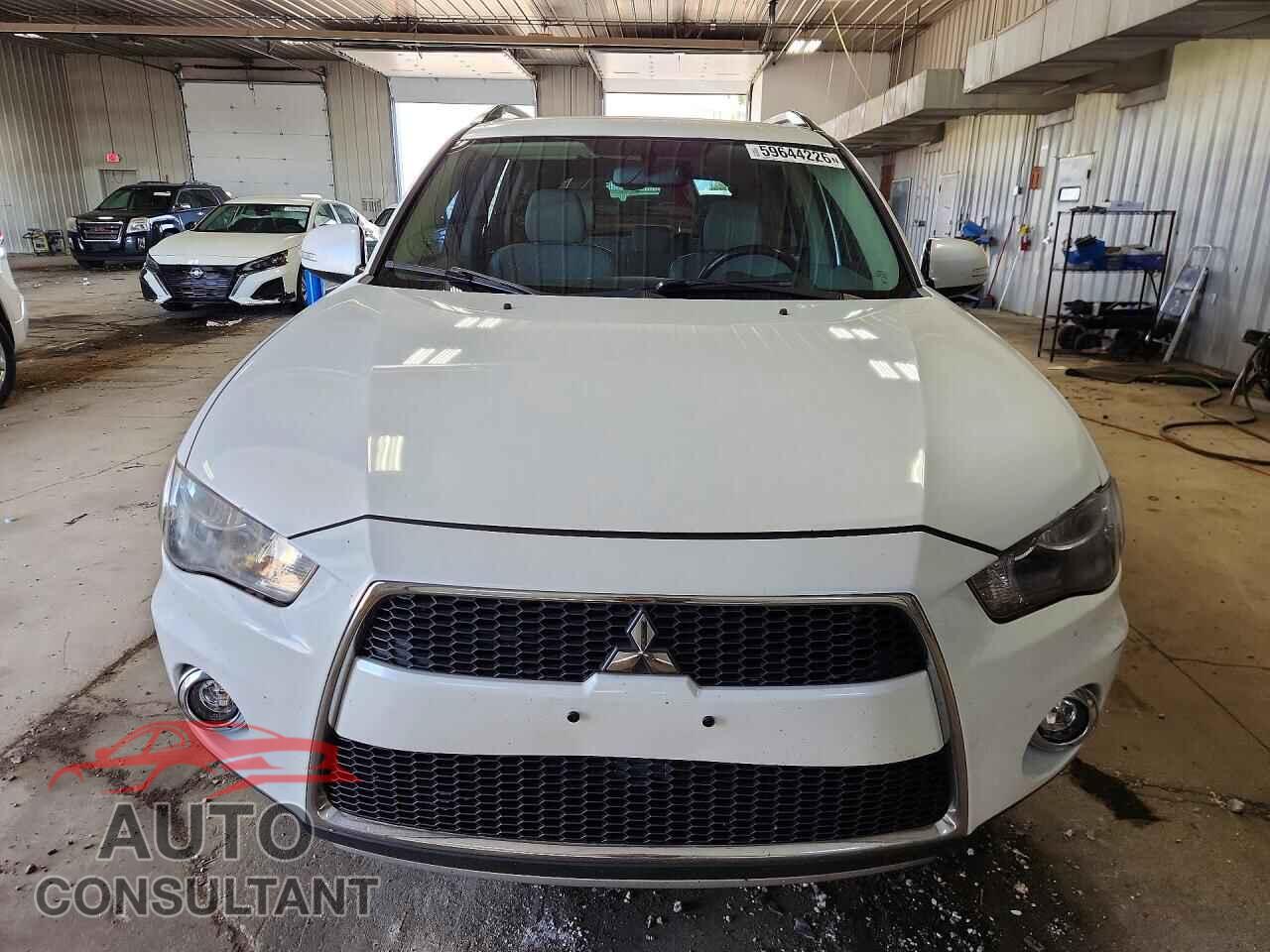MITSUBISHI OUTLANDER 2012 - JA4AS3AW5CU008055