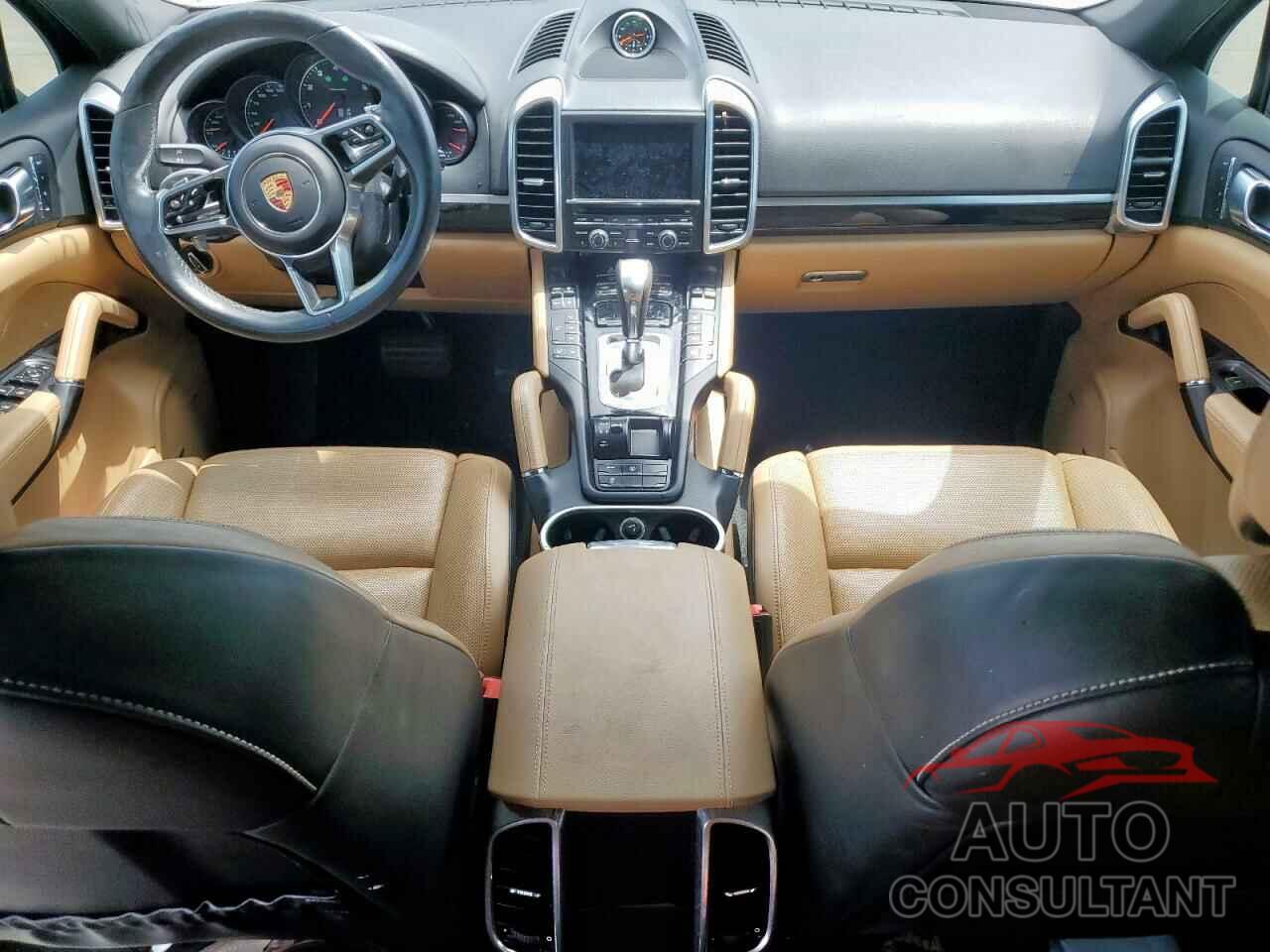 PORSCHE CAYENNE 2016 - WP1AA2A24GLA06372