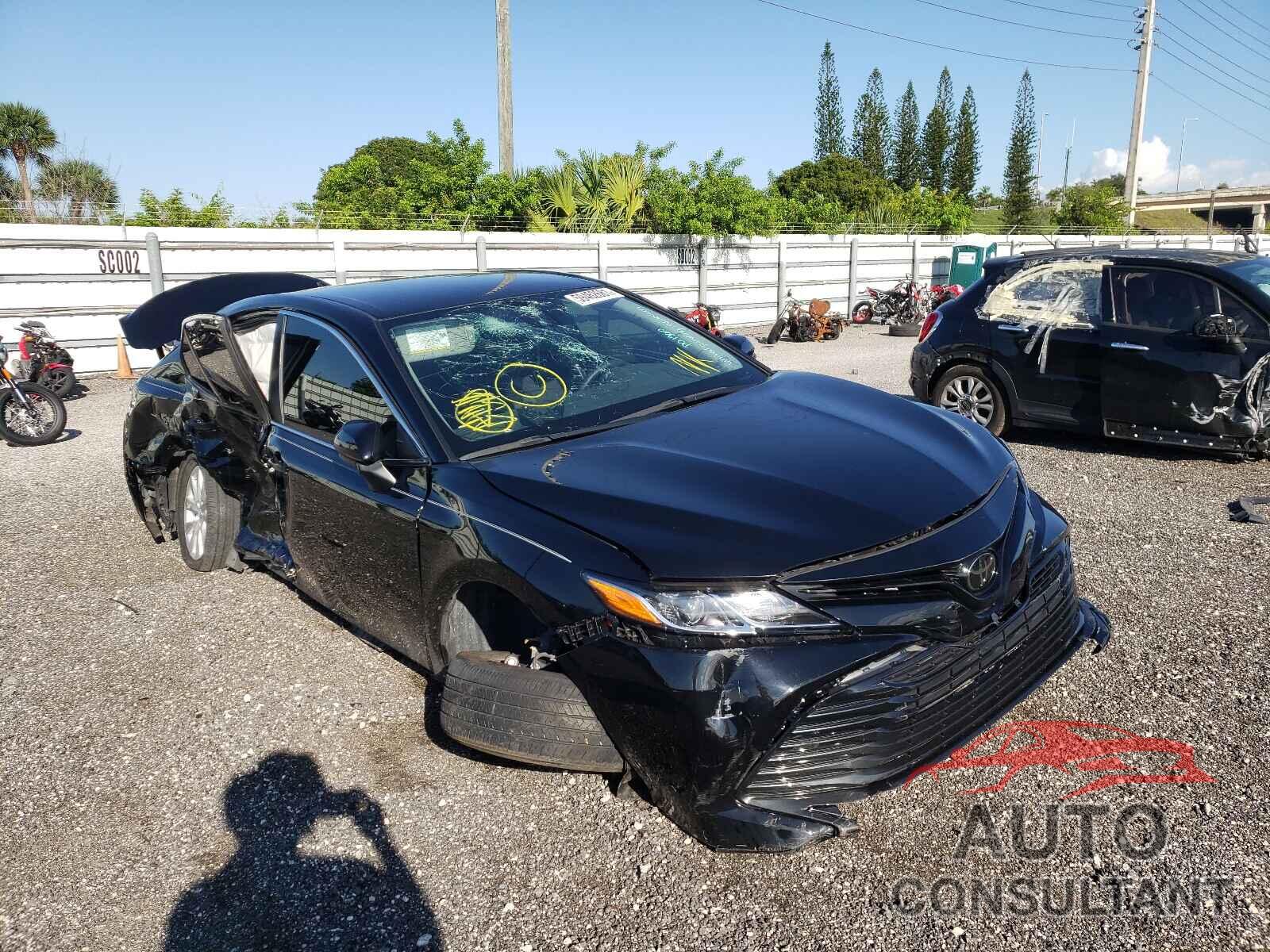 TOYOTA CAMRY 2020 - 4T1C11AK5LU341144