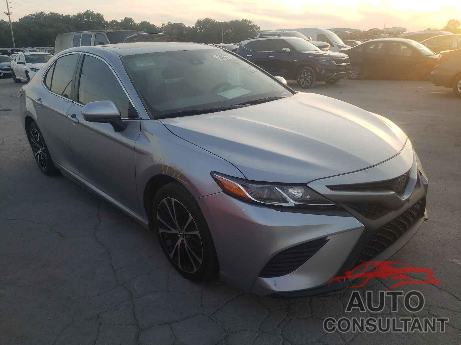 TOYOTA CAMRY 2020 - 4T1G11AK1LU871855