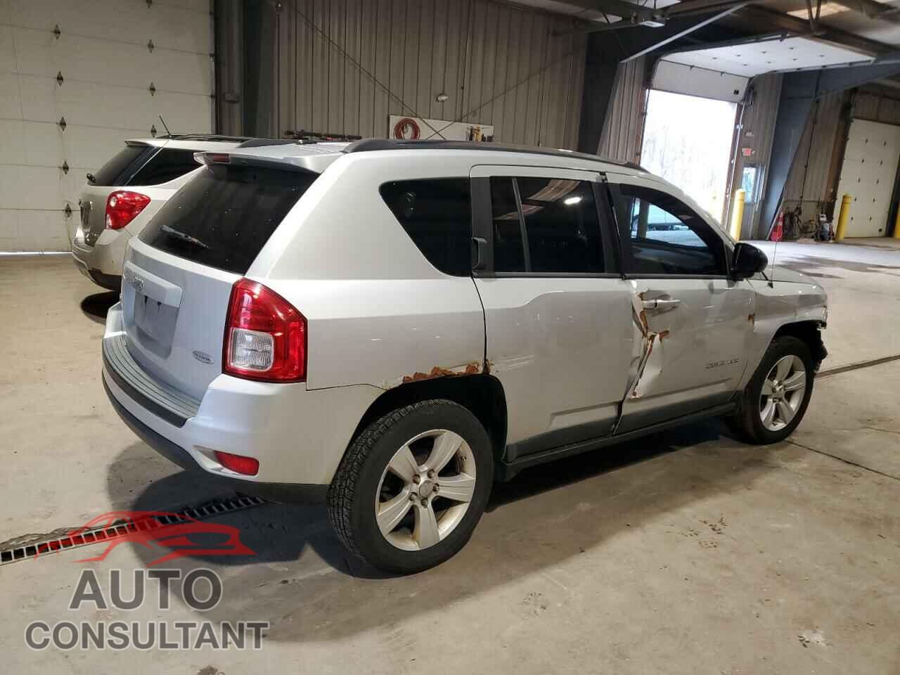 JEEP COMPASS 2011 - 1J4NF1FB8BD244746