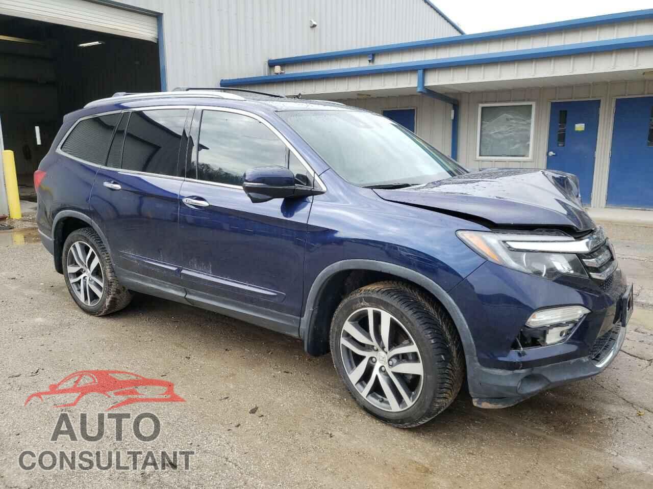 HONDA PILOT 2017 - 5FNYF6H99HB070908