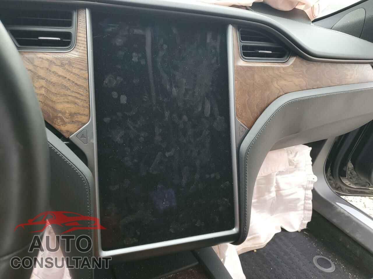 TESLA MODEL S 2020 - 5YJSA1E23LF399837