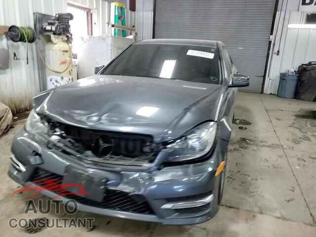 MERCEDES-BENZ C-CLASS 2013 - WDDGF8AB7DA812977