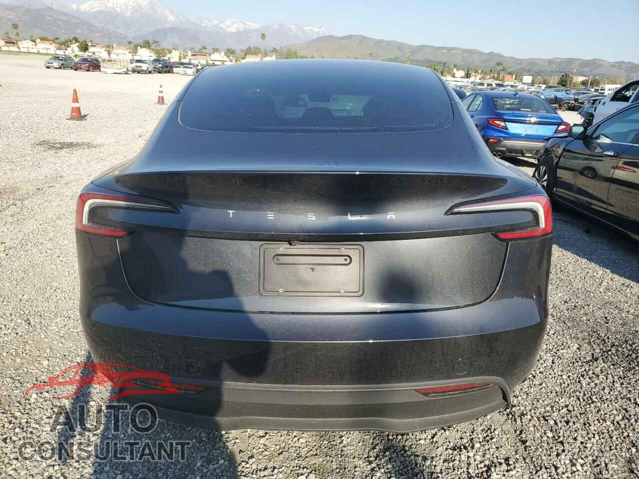 TESLA MODEL 3 2025 - 5YJ3E1EA2SF921422